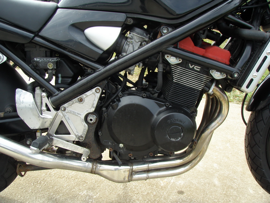 Купить мотоцикл Suzuki Bandit400V 1991 фото 16